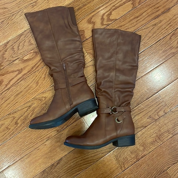 APT 9 BROWN BOOTS 7 - Picture 1 of 1